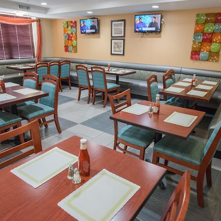 Holiday Inn New York-Jfk Airport Area, An Ihg Hotel מראה חיצוני תמונה