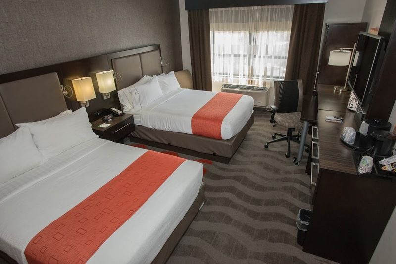 Holiday Inn New York-Jfk Airport Area, An Ihg Hotel מראה חיצוני תמונה
