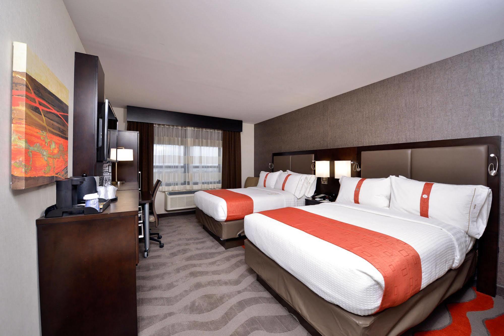 Holiday Inn New York-Jfk Airport Area, An Ihg Hotel מראה חיצוני תמונה